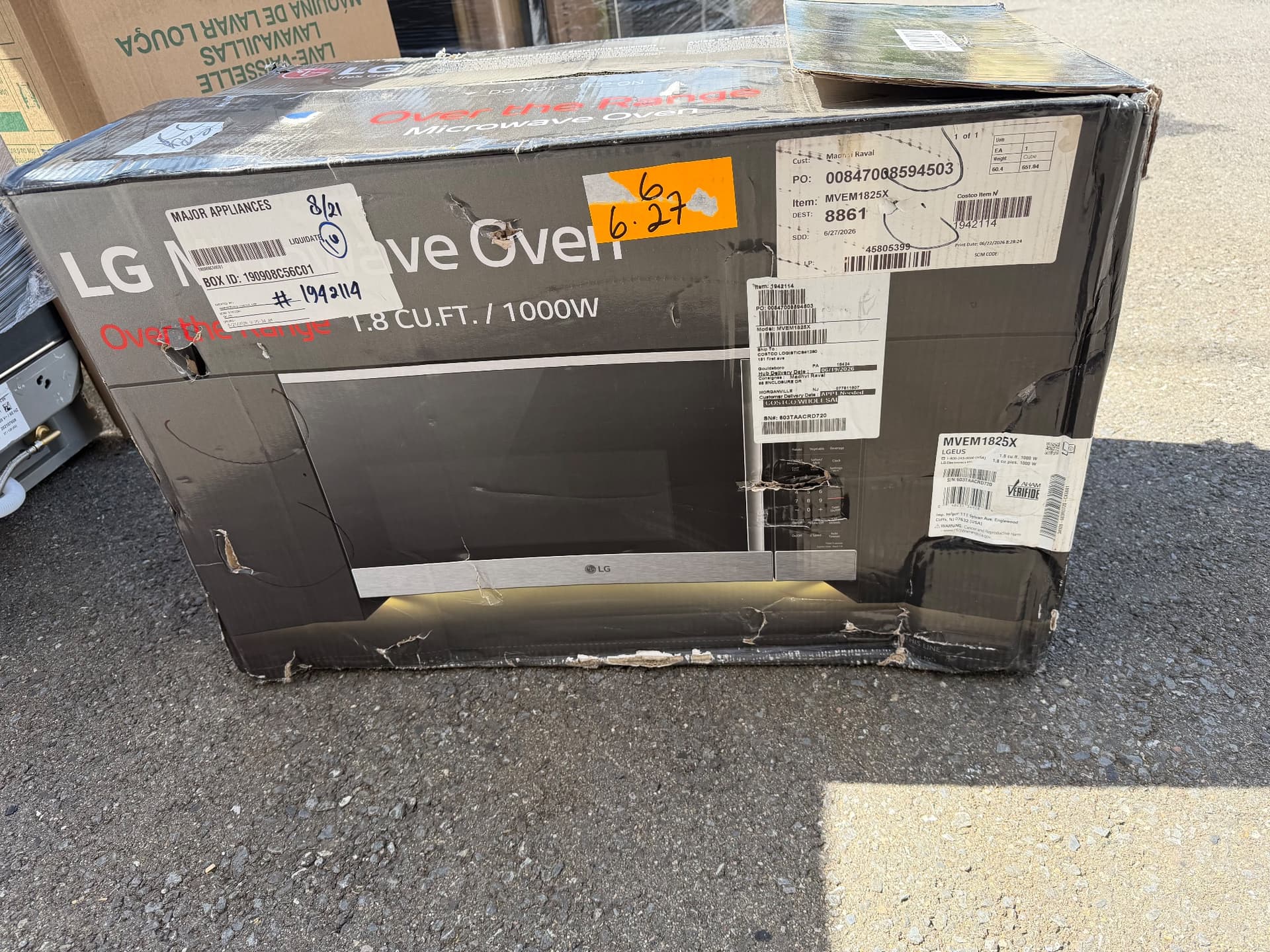 LG LG 1.8 Cu. Ft. Smart Over-the-Range Microwave, model MVEM1825X